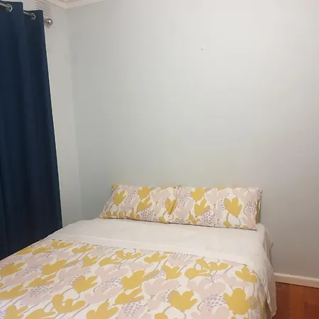 Homestay Near Dandenong Plaza Room photo