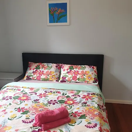 Homestay Near Dandenong Plaza Room photo