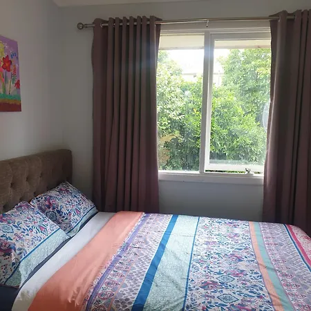 Homestay Near Dandenong Plaza Room photo