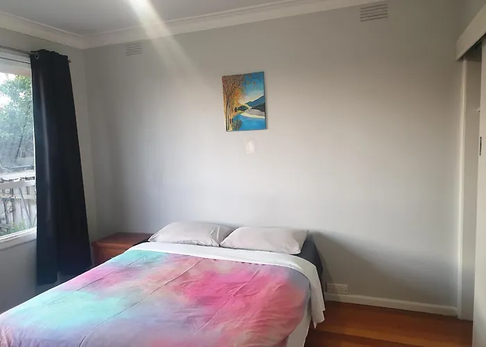 Homestay Near Dandenong Plaza